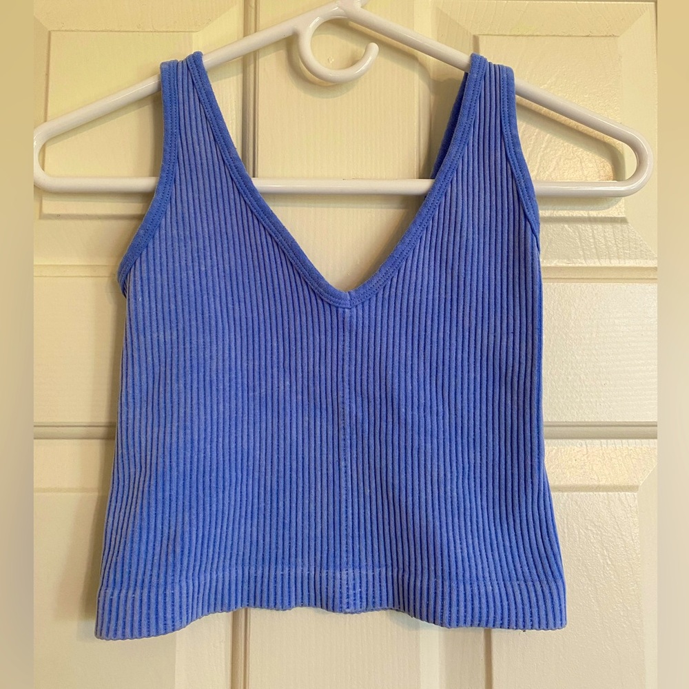 Ribbed and Cropped Athletic Tank - Size S